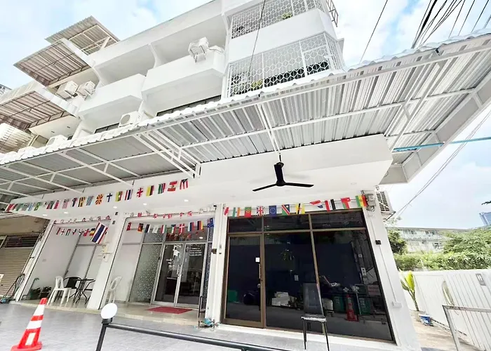 Хостел S Sukhumvit48 Near Phrakanong Bts 1001